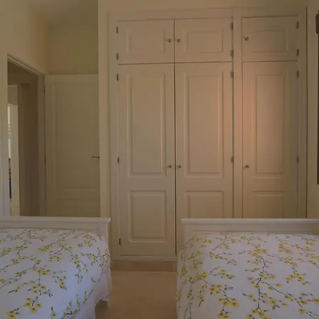 Duplex Penthouse La Fragata Апартаменти Естепона